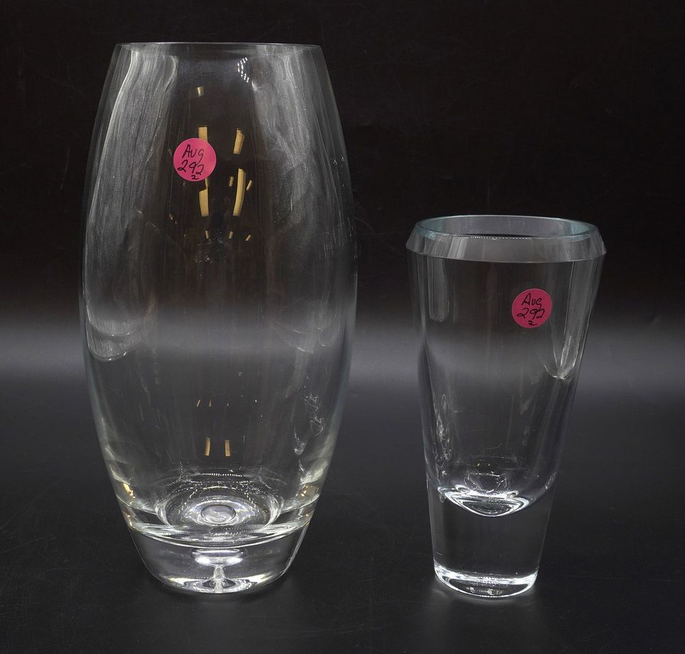 Lot 292: 2 MCM CRYSTAL BLOWN VASES
