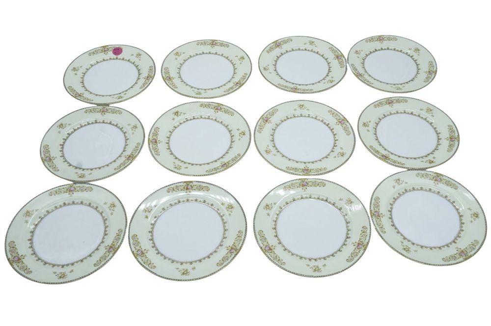 Lot 311: 12 MEITO HASTINGS CHINA SALAD PLATES