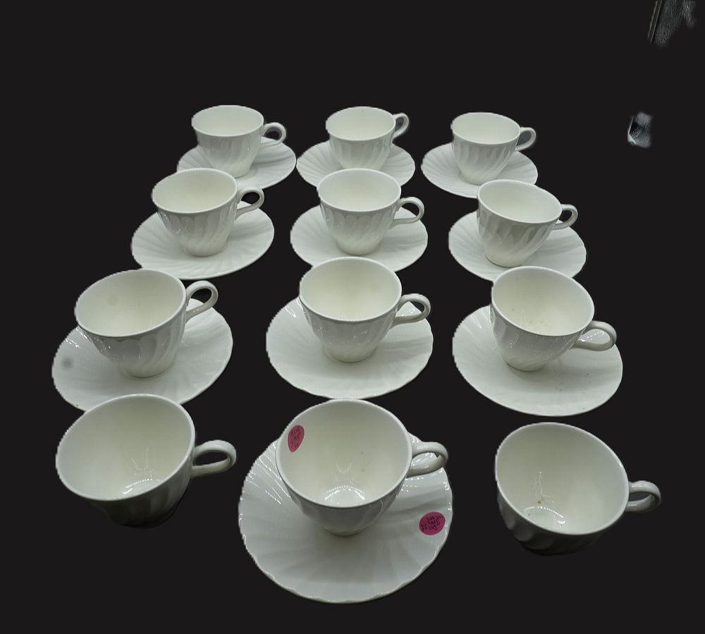 Lot 338: 22 pc SHEFFIELD BONE WHITE USA IVORY CUPS & SAUCERS