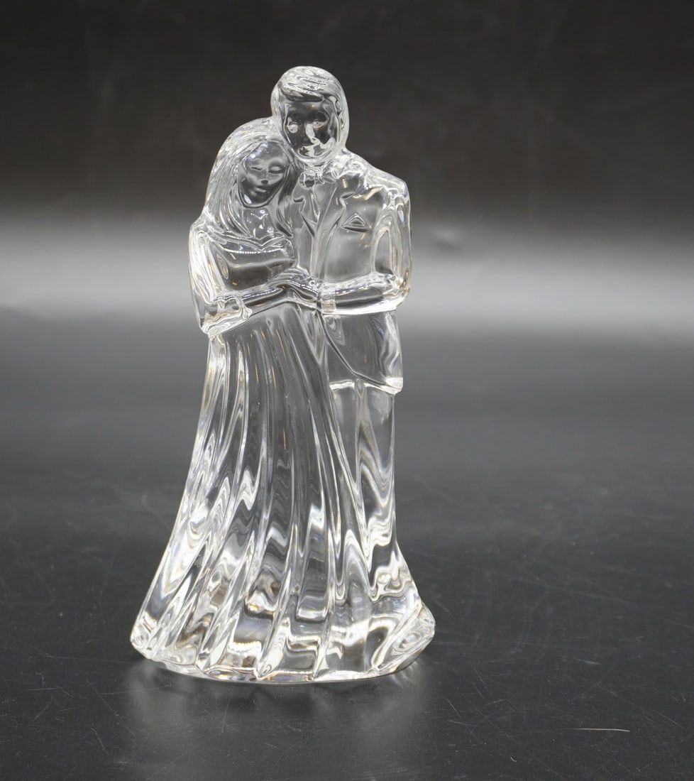 Lot 362: WATERFORD CRYSTAL BRIDE AND GROOM