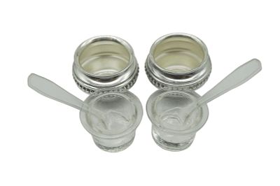 2 SILVER PLATE SALT CELLARS W GLASS INSERTS. 2 Vintage Silver Plate Salt Cellars with Glass 