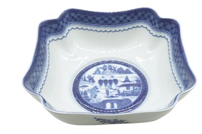 MOTTAHEDEH BLUE CANTON SQUARE BOWL. Mottahedeh Blue Canton 9 1/4" Square Vegetable Bowl. 