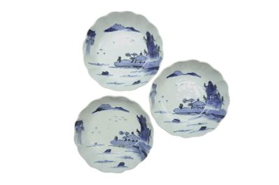 3 ANTIQUE JAPANESE SOMETSUKE NAMASU BOWLS. 3 Antique Japanese Sometsuke Namasu Arita Ko-Imari 