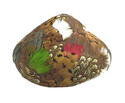 1940-50S PHEASANT FEATHER MUSHROOM BERET. Vintage 1940-50s Pheasant Feather Mushroom Shaped 