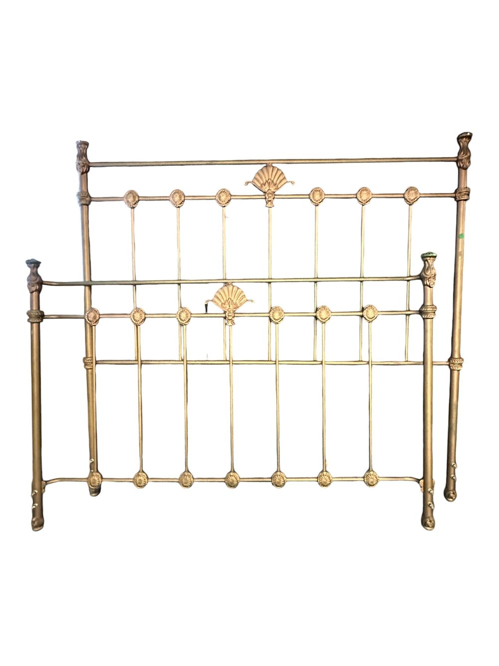 Lot 76: ANTIQUE CAST IRON BED FULL
