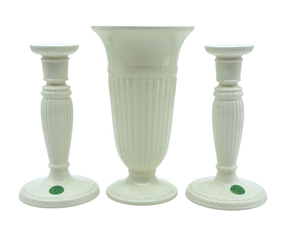 Lot 82: 3 WEDGWOOD EDME VASE + CANDLESTICKS