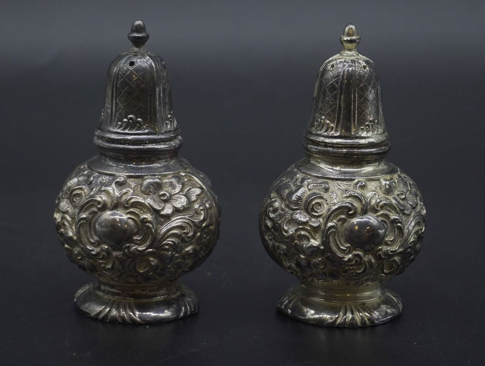 Lot 342: W B MFG CO SALT AND PEPPER SHAKERS REPOUSSE STYLE SILVER PLATED