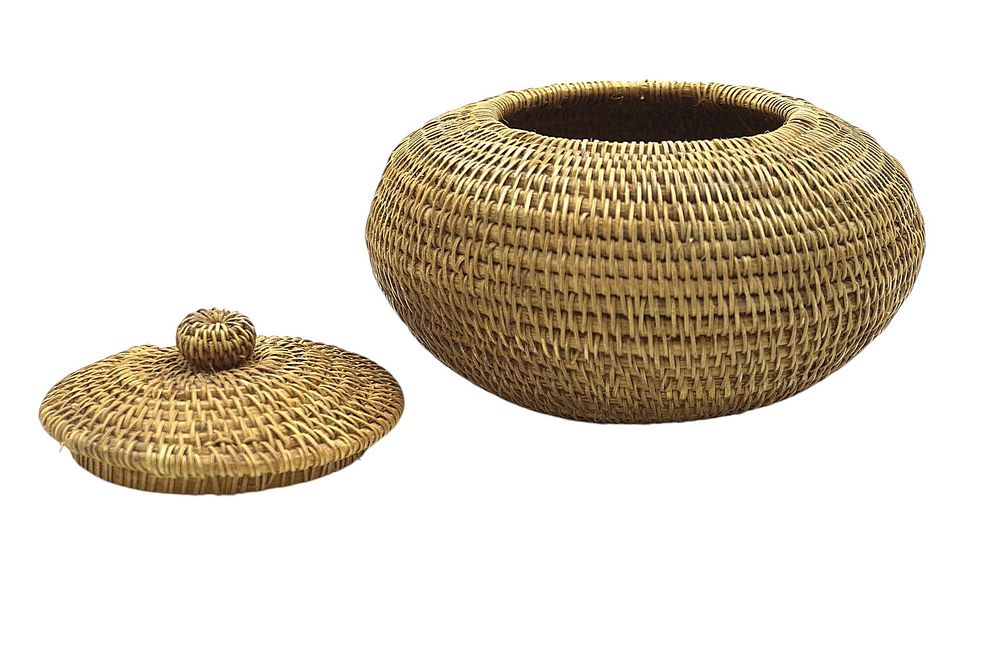 Lot 358: VINTAGE SENEGALESE AFRICAN STORAGE BASKET