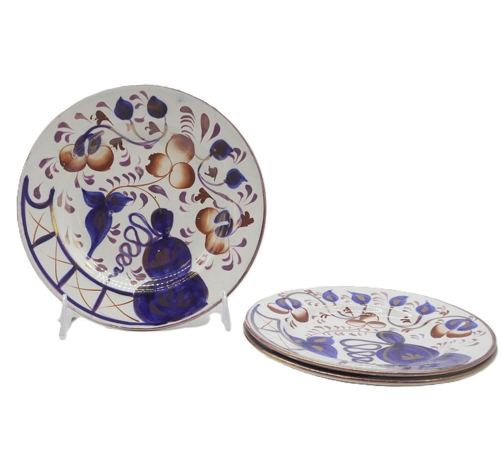 Lot 46: 3 ANTIQUE GAUDY WELSH COPPER LUSTRE PLATES