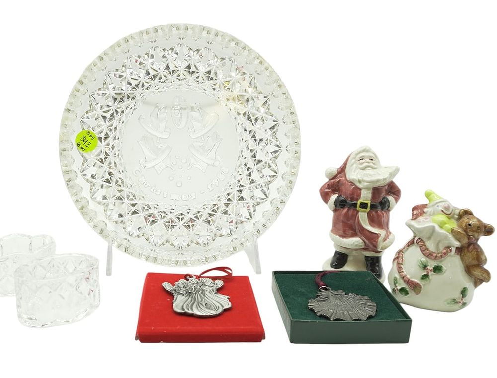 Lot 342: LOT CHRISTMAS DECOR GORHAM CRYSTAL AND MORE - 6 PIECES