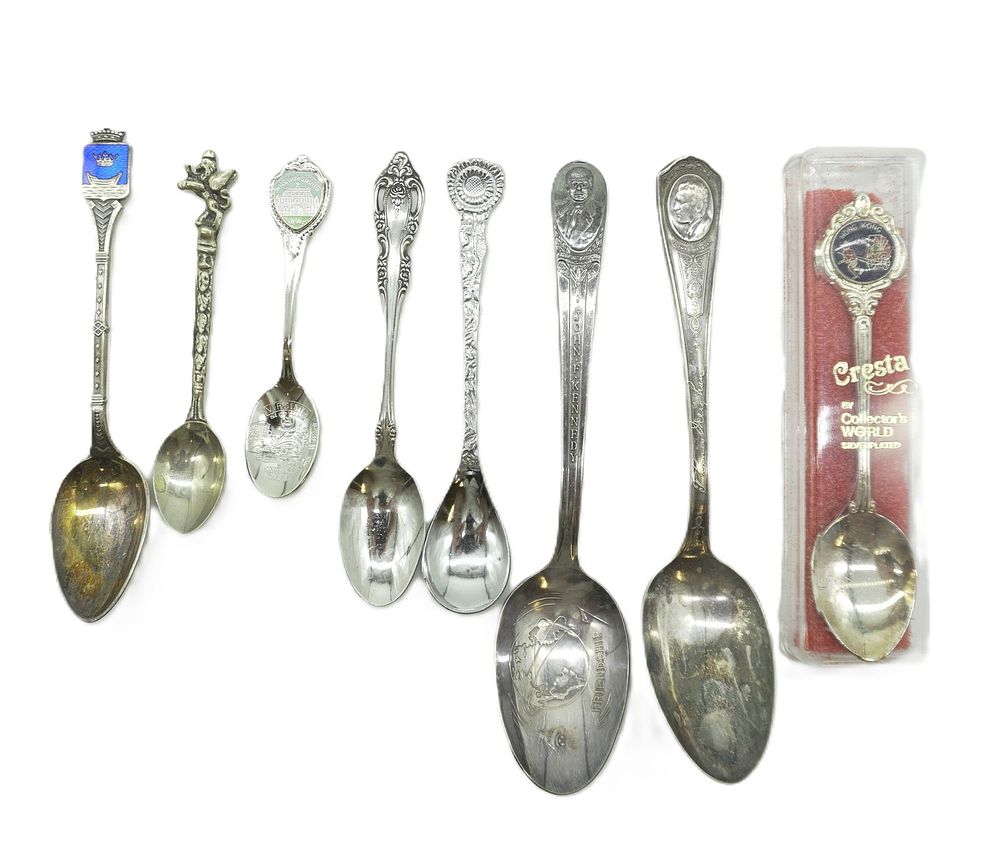 Lot 343: SOUVENIR SPOONS AND TEASPOONS - 8 PIECES