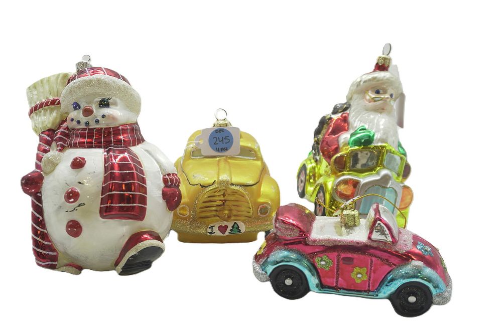 Lot 245: LOT OF 4 VINTAGE GLASS ORNAMENTS - RADKO, KURT ADLER, ETC.