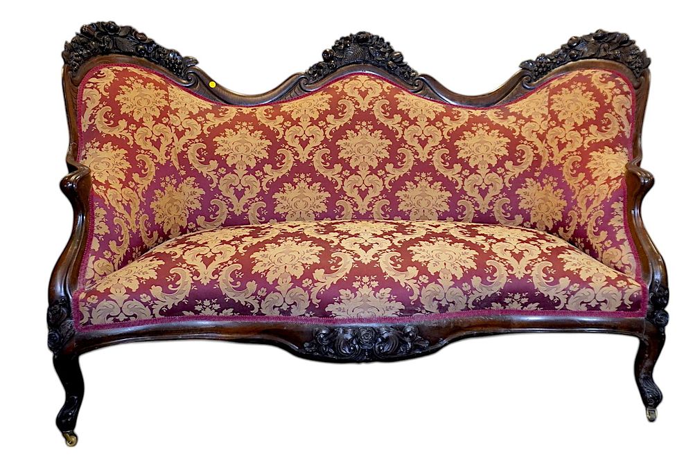 Lot 155: JOHN HENRY BELTER ROSALIE ROSEWOOD SOFA
