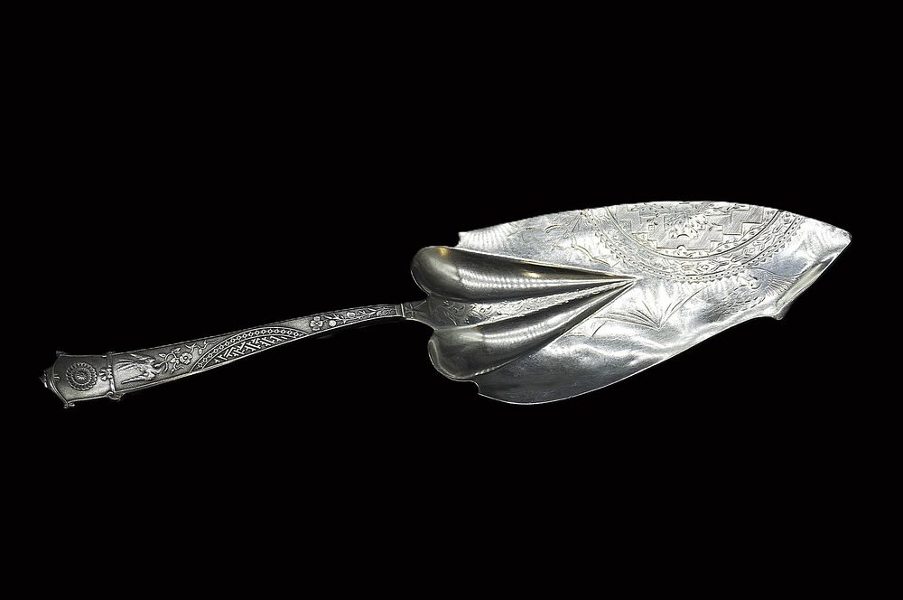 Lot 171: 1871 STERLING SILVER GORHAM JAPANESE FISH SERVER AESTHETIC