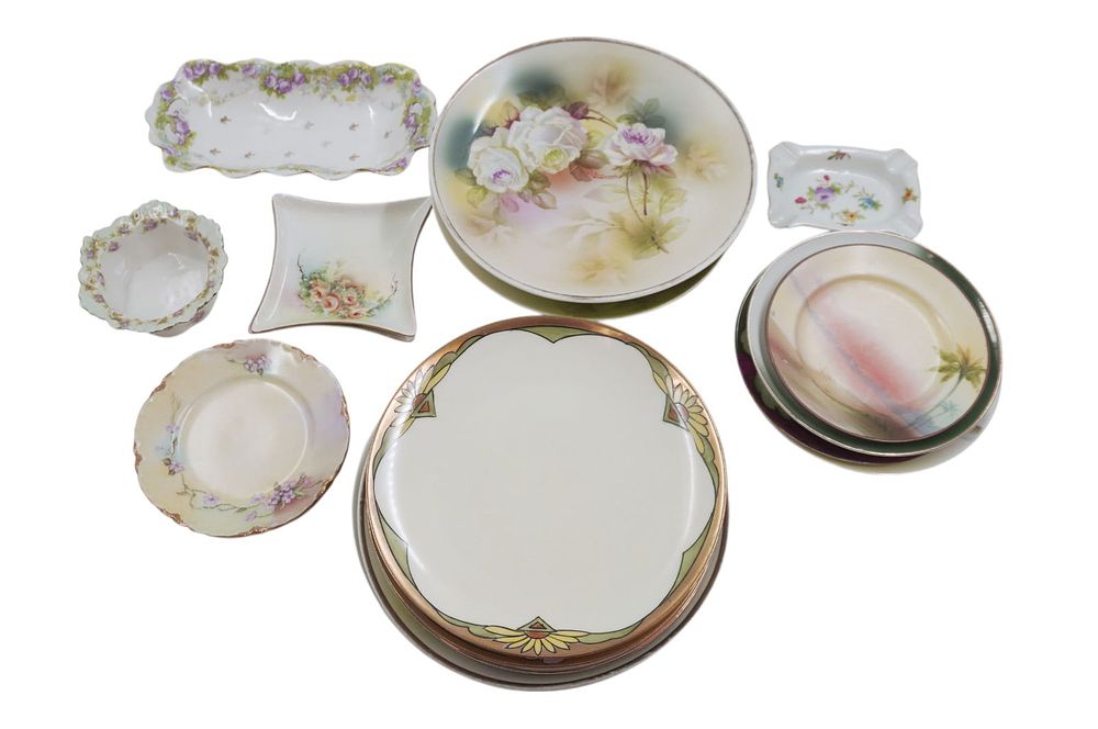 Lot 271: 23 PC VINTAGE HANDPAINTED PORCELAIN DEALER LOT