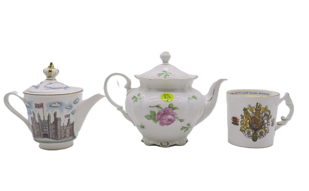 Lot 312: 3 pc PORCELAIN ENGLISH & GERMAN TEAPOTS + CUP