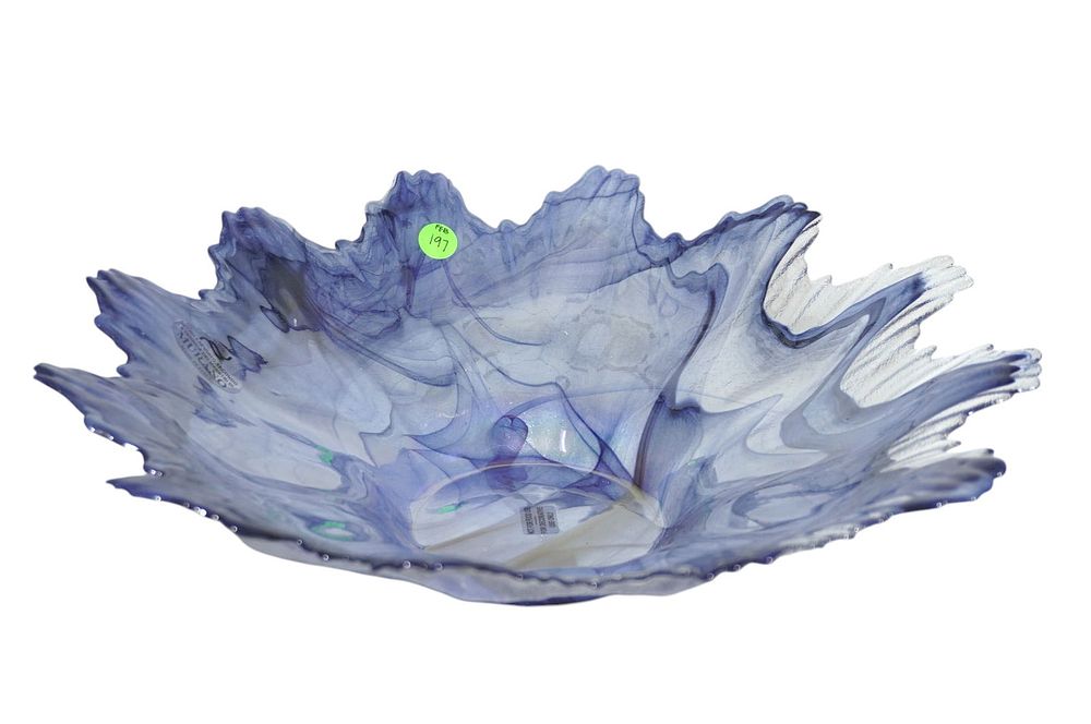 Lot 197: MURANO GLASS SPLASH DESIGN BOWL