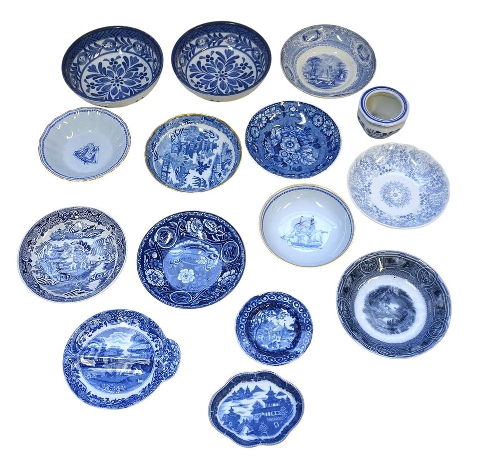Lot 227: 15 pc ANTIQUE BLUE & WHITE & FLOW BLUE