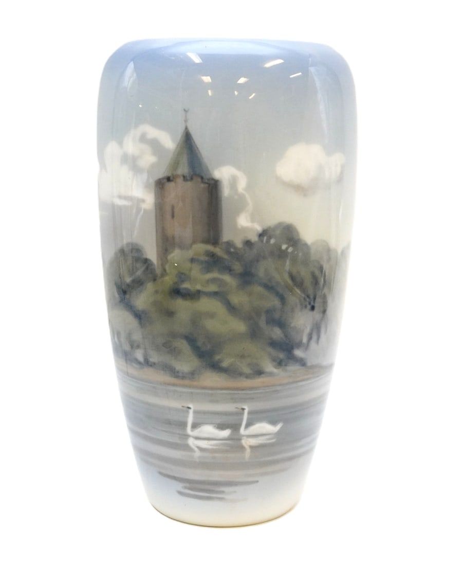 Lot 251: ROYAL COPENHAGEN VASE WITH SWANS AND TOWER IN VORDINGBORG DENMARK