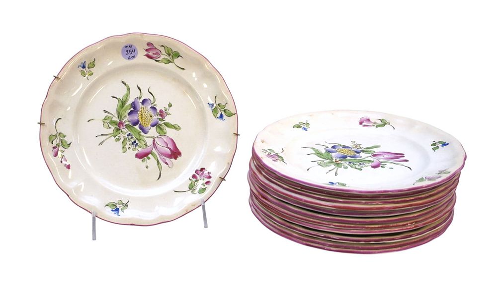 Lot 254: 12 KELLER & GUERIN (K&G) FRANCE PORCELAIN SALAD PLATES