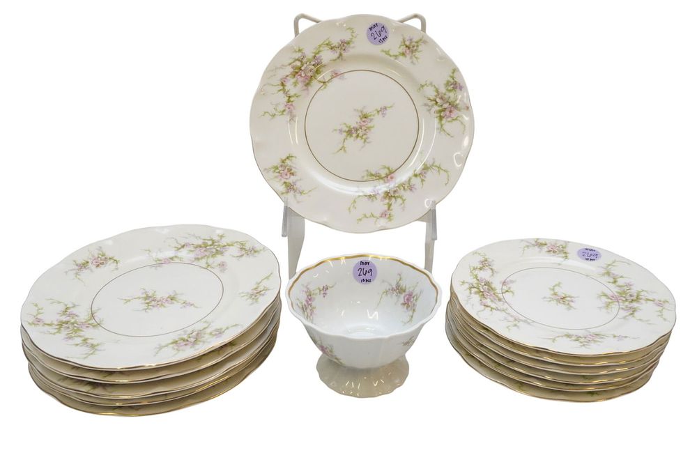 Lot 269: LOT OF THEODORE HAVILAND ROSALINDE PLATES AND COMPOTE - 13 PIECES