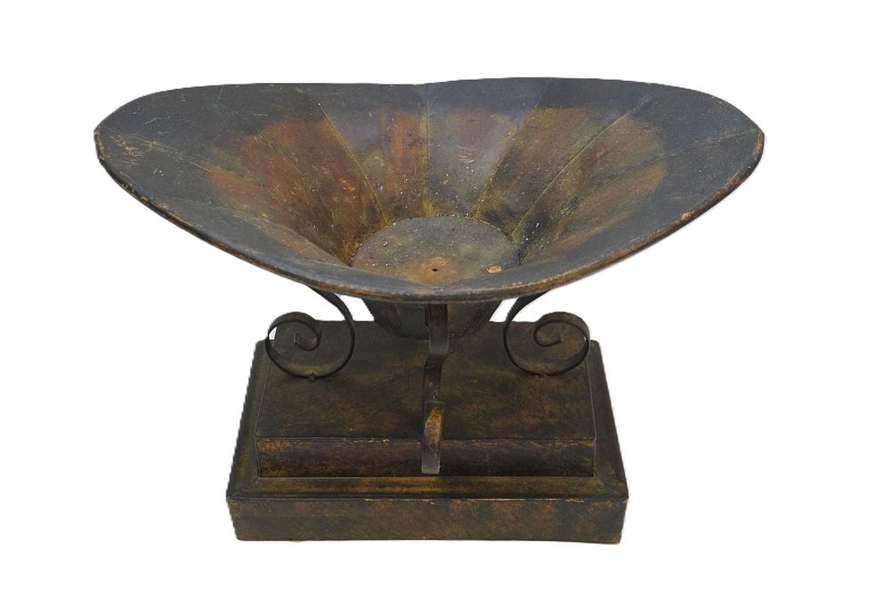 Lot 251: DECORATIVE RUSTIC METAL DISH ON PEDESTAL