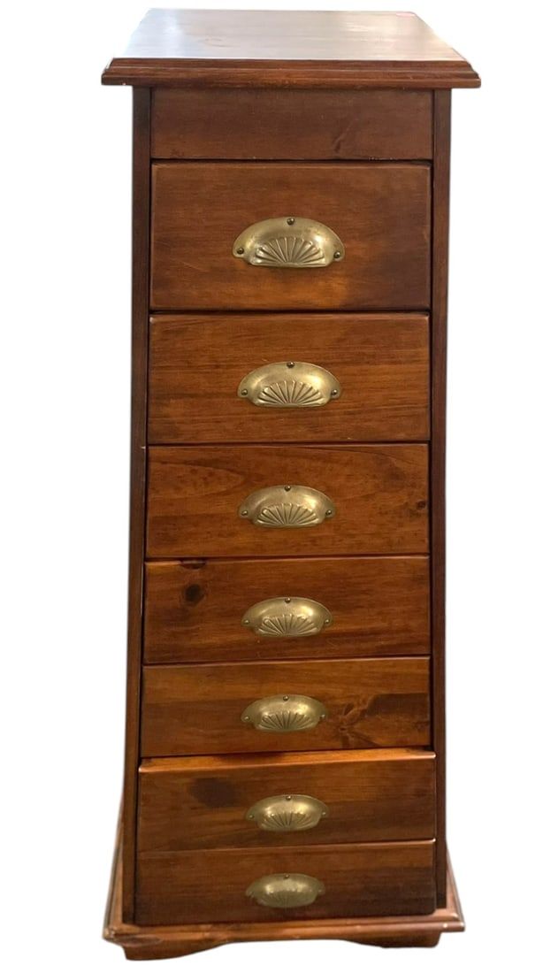 Lot 184: PIER 1 IMPORTS PYRAMID CHEST OF DRAWERS