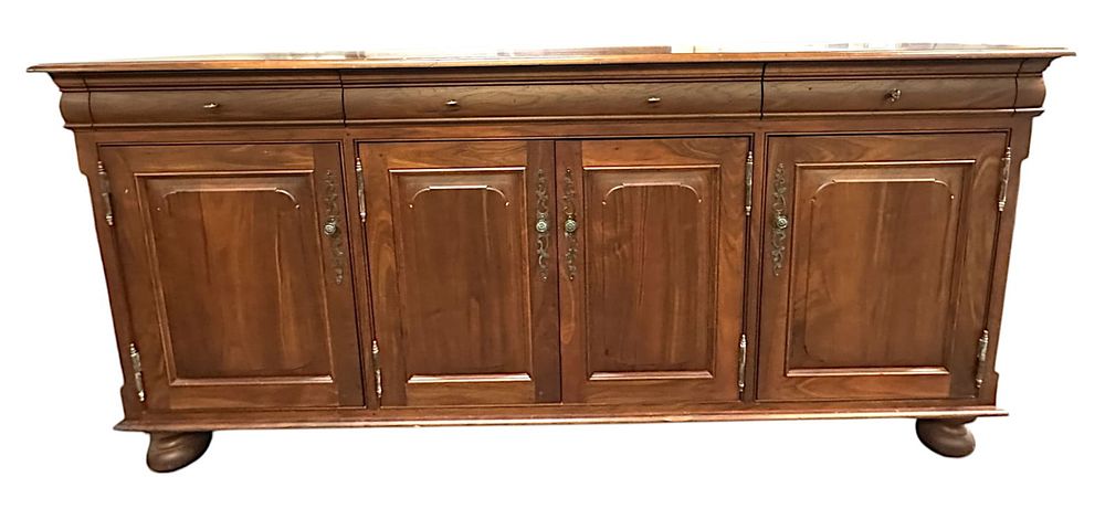 Lot 250: LOUIS PHILIPPE STYLE SIDEBOARD BUFFET