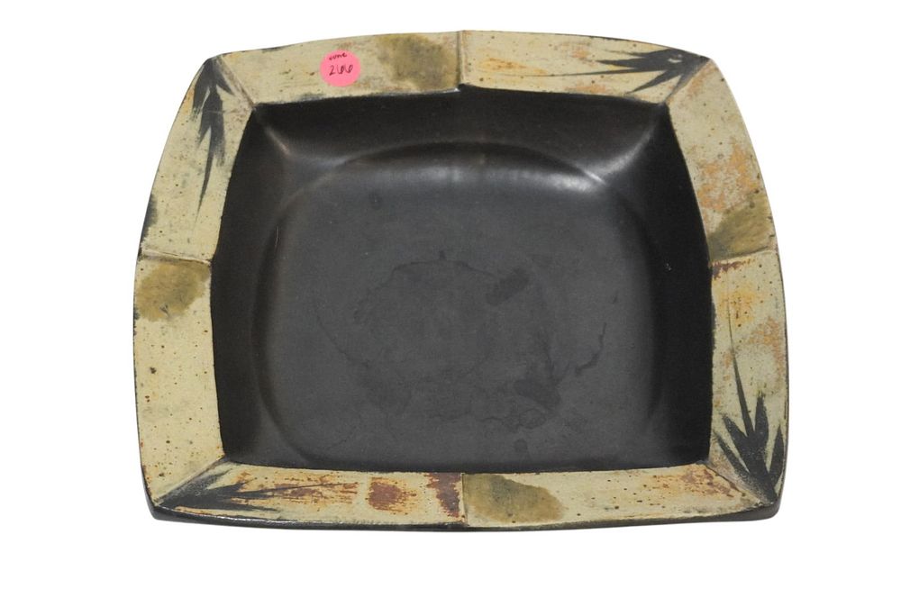 Lot 266: JAPANESE STONEWARE POTTERY SQUARE BOWL
