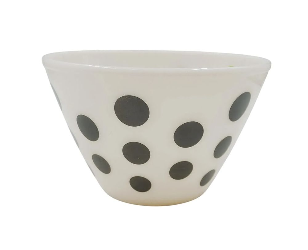 Lot 199: RARE VINTAGE MCM FIRE KING BLACK POLKA DOT MIXING BOWL
