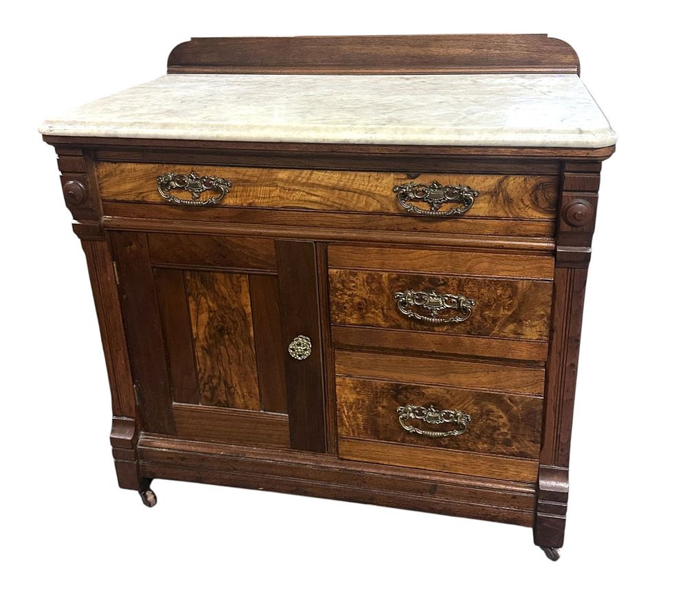 Lot 179: ANTIQUE EASTLAKE WASHSTAND / DRY SINK WITH MARBLE TOP