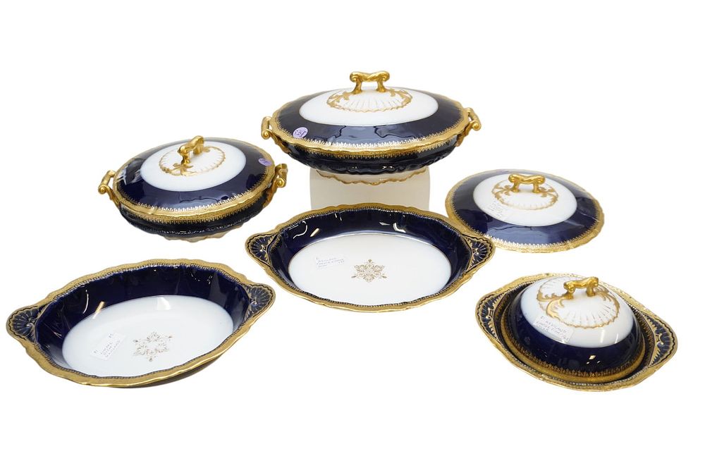 Lot 199: THEODORE HAVILAND LIMOGES SERVING DISHES