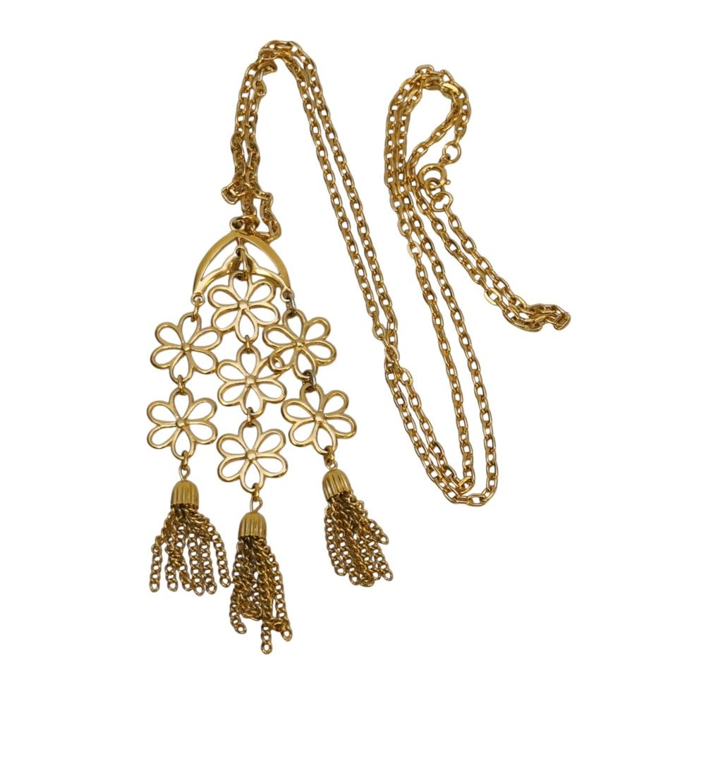 Lot 222: VINTAGE CROWN TRIFARI FLORAL TASSEL NECKLACE