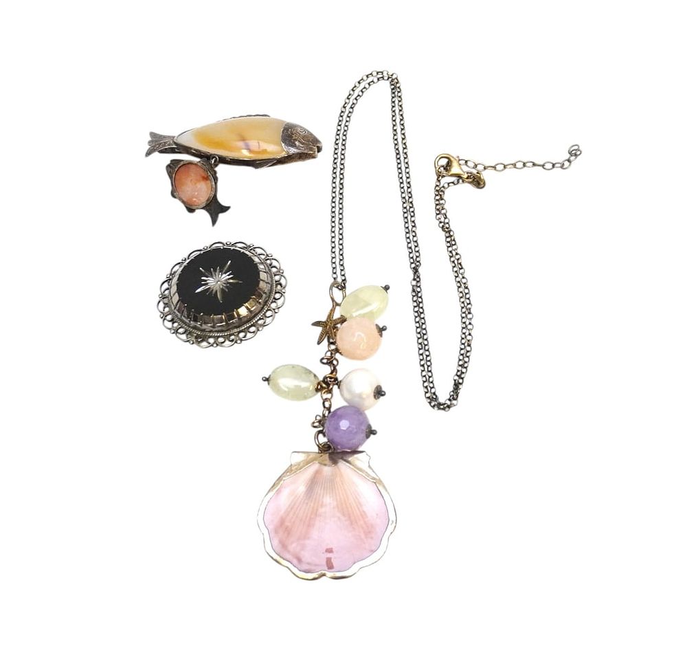 Lot 225: 3 PIECES OF SILVER AND STONE JEWELRY