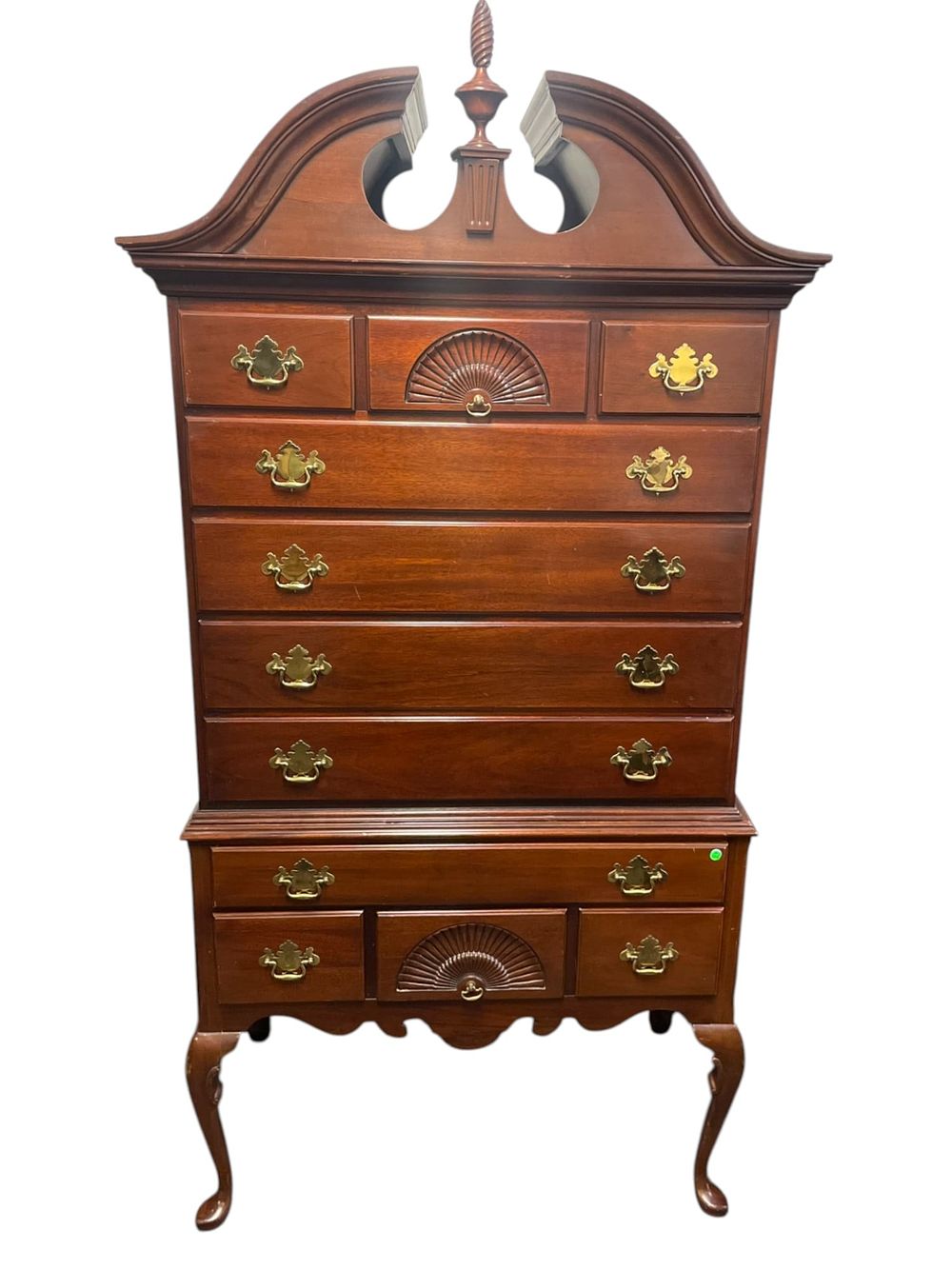 Lot 160: LINK TAYLOR MAHOGANY QUEEN ANNE HIGHBOY