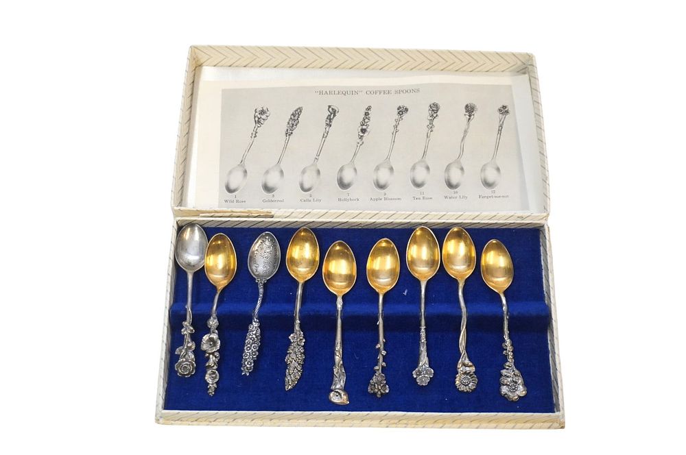 Lot 171: 9 VINTAGE STERLING SILVER REED & BARTON DEMITASSE SPOONS
