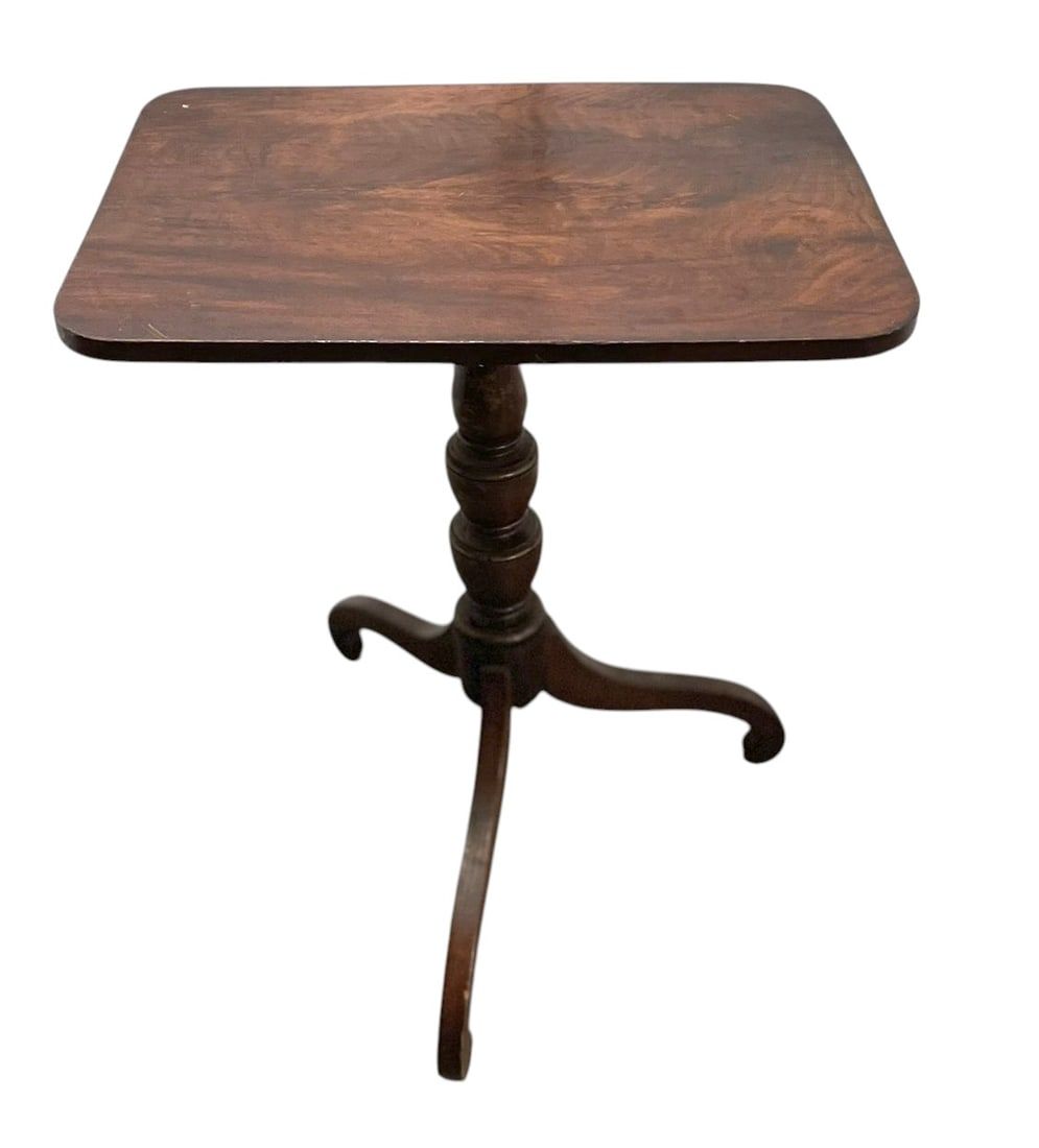 Lot 189: ANTIQUE EARLY 19TH C. MAHOGANY TILT TOP CANDLE STAND