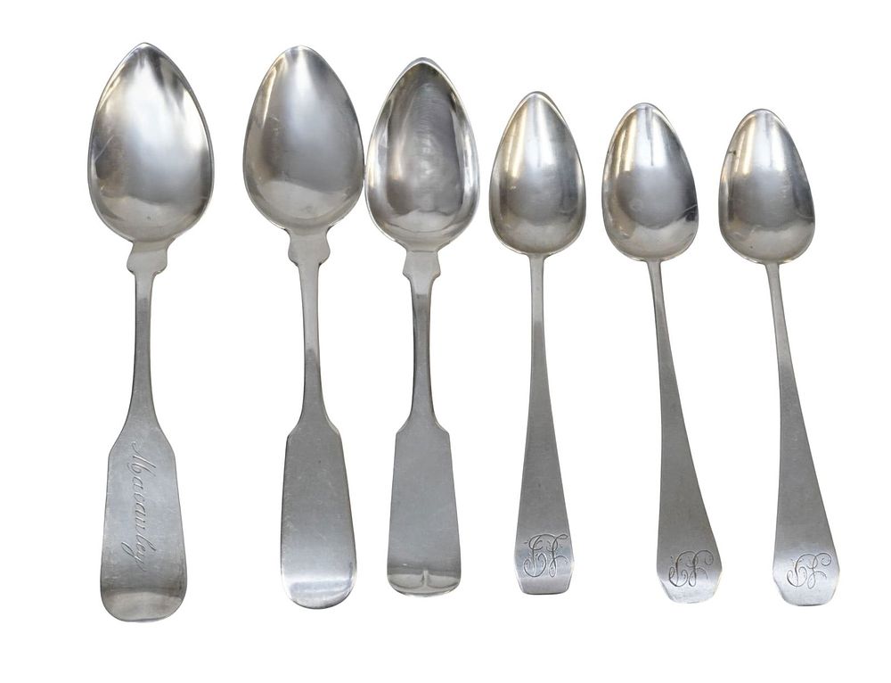 Lot 200: 6 ANTIQUE COIN SILVER TEASPOONS