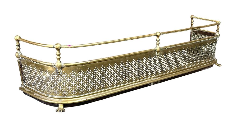 Lot 203: ANTIQUE ENGLISH BRASS FIREPLACE FENDER