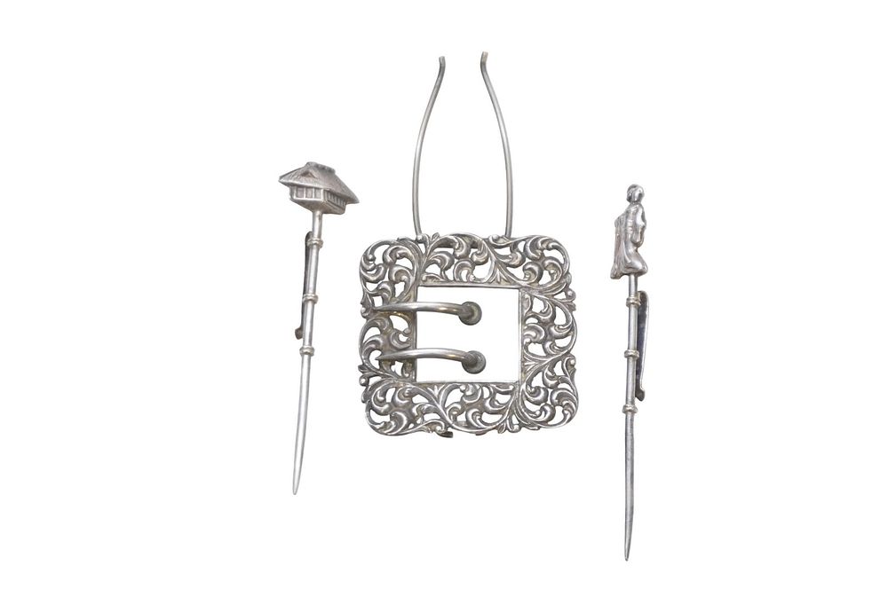 Lot 258: 3 pc STERLING BUCKLE & COCKTAIL PICKS
