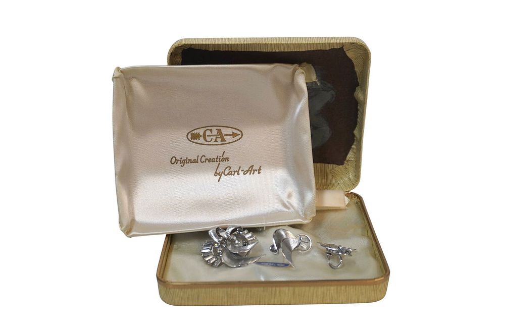 Lot 262: VINTAGE CA STERLING BROOCH AND EARRING SET