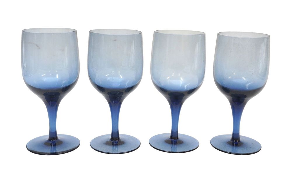 Lot 278: 12 CARIBE BLUE VIEWPOINT NORITAKE GLASSES