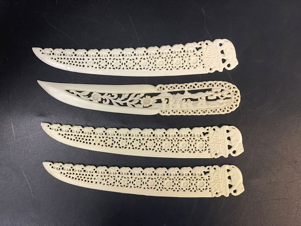 Lot 307: 4 VINTAGE CARVED CELLULOID LETTER OPENERS