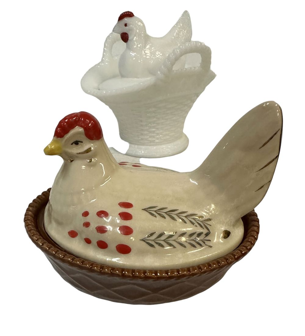 Lot 317: WESTMORELAND MILK GLASS HEN & VINTAGE CERAMIC HEN ON NEST