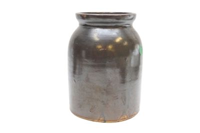 ANTIQUE FARMHOUSE STONEWARE CROCK. Antique American Stoneware Brown Glazed Crock. Measures 