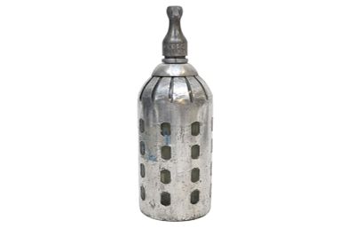 VINTAGE 1940S SELTZER BOTTLE ARGENTINA. Great addition to any bar. Vintage Argentinian Glass and 