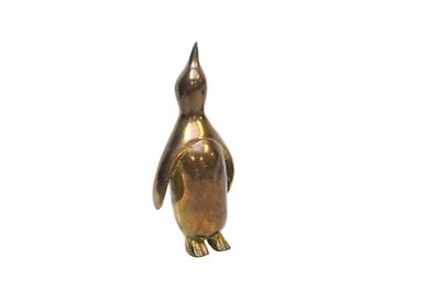 MID CENTURY SOLID BRASS PENGUIN SCULPTURE. Mid Century Solid Brass Penguin Sculpture / 