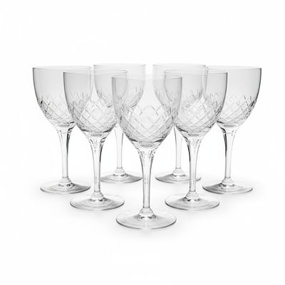 12 VINTAGE SENECA CRYSTAL WINE GLASSES. 12 Vintage Seneca Crystal Wine Glasses in the 1966-5 