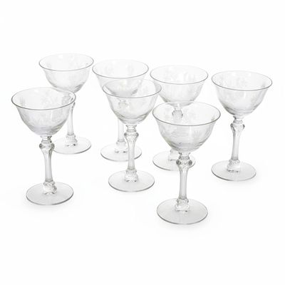 7 TIFFIN PERSIAN PHEASANT LIQUOR COCKTAIL GLASSES. Seven (7) Vintage 1940s Tiffin Persian 
