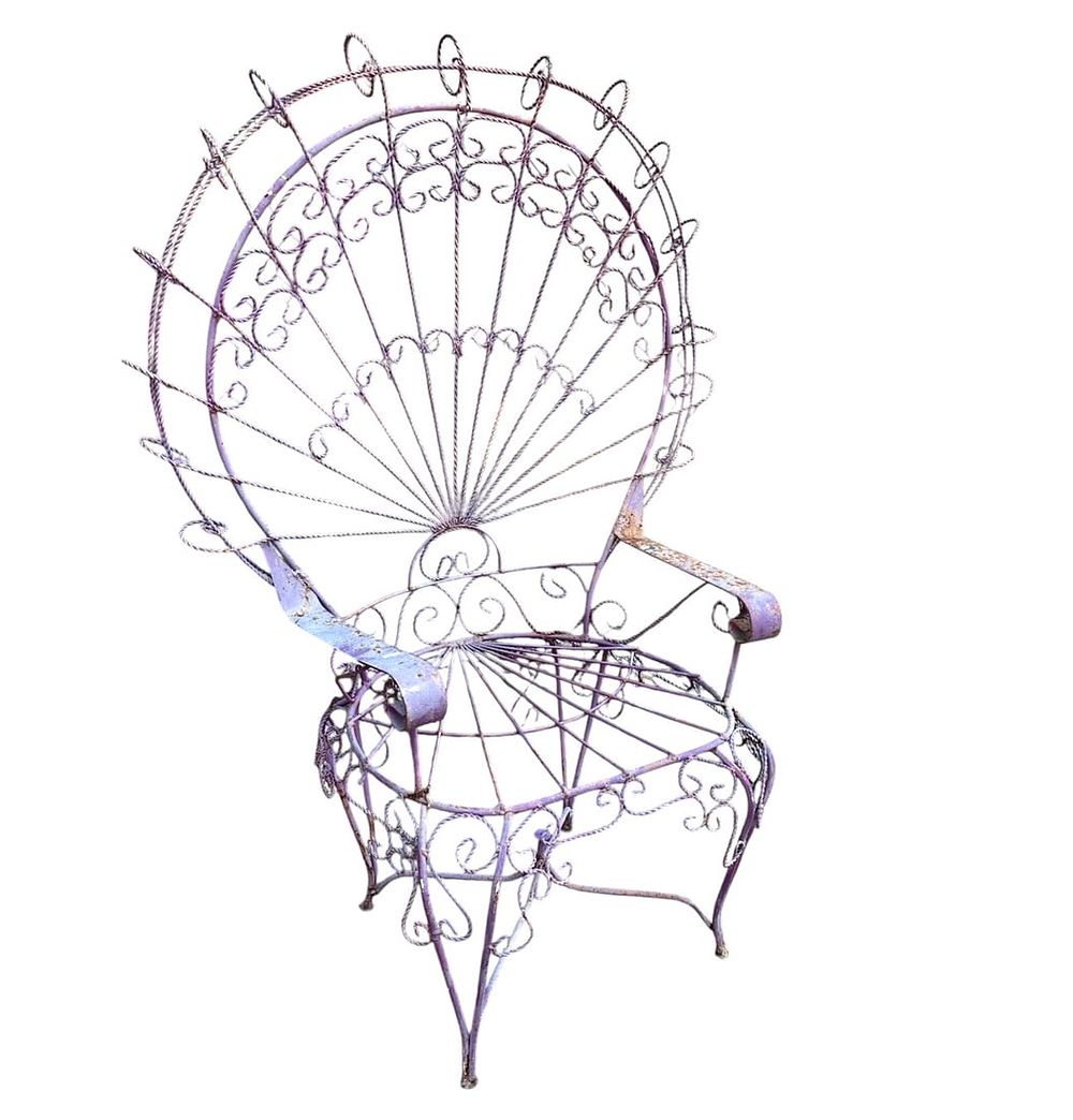 Lot 258: RARE VINTAGE SALTERINI STYLE WROUGHT IRON PEACOCK GARDEN PATIO CHAIR